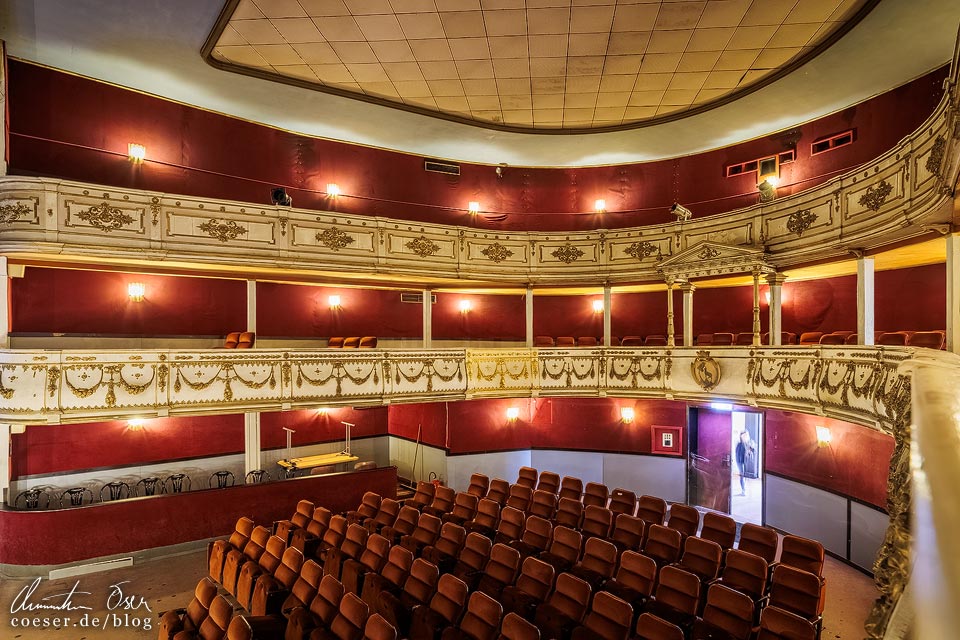 Innenansicht des Zuschauerraums im Léhartheater in Bad Ischl