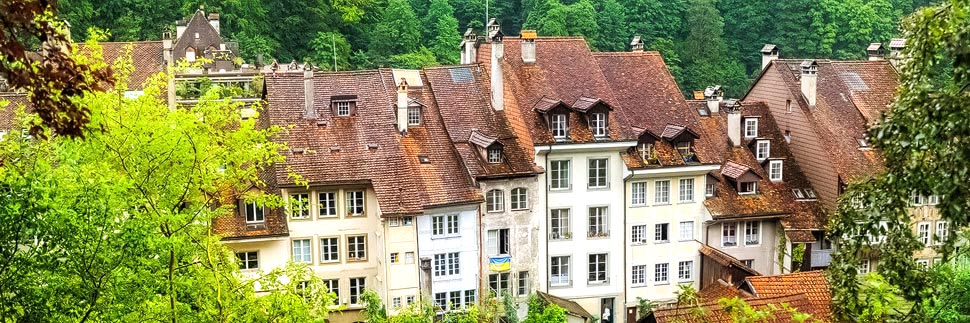 Historische Häuserzeile im Mattequartier in Bern