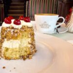 Ein Frankfurter Kranz im Kaffeehaus Goldene Waage in Frankfurt
