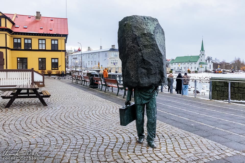 Denkmal des unbekannten Bürokraten von Magnús Tómasson in Reykjavik