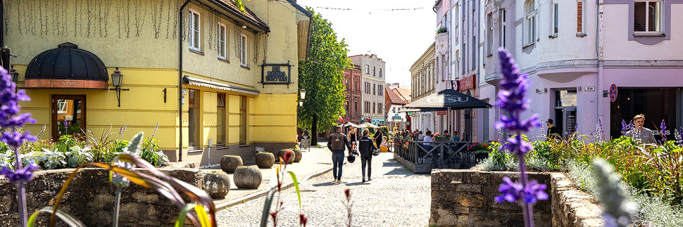 Das Ronneburger Tor am Beginn der Altstadt in Cesis, Lettland