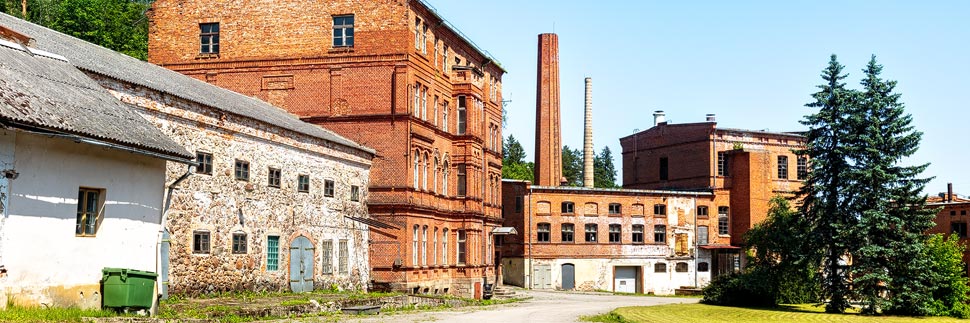 Die alte Papierfabrik in Ligatne, Lettland