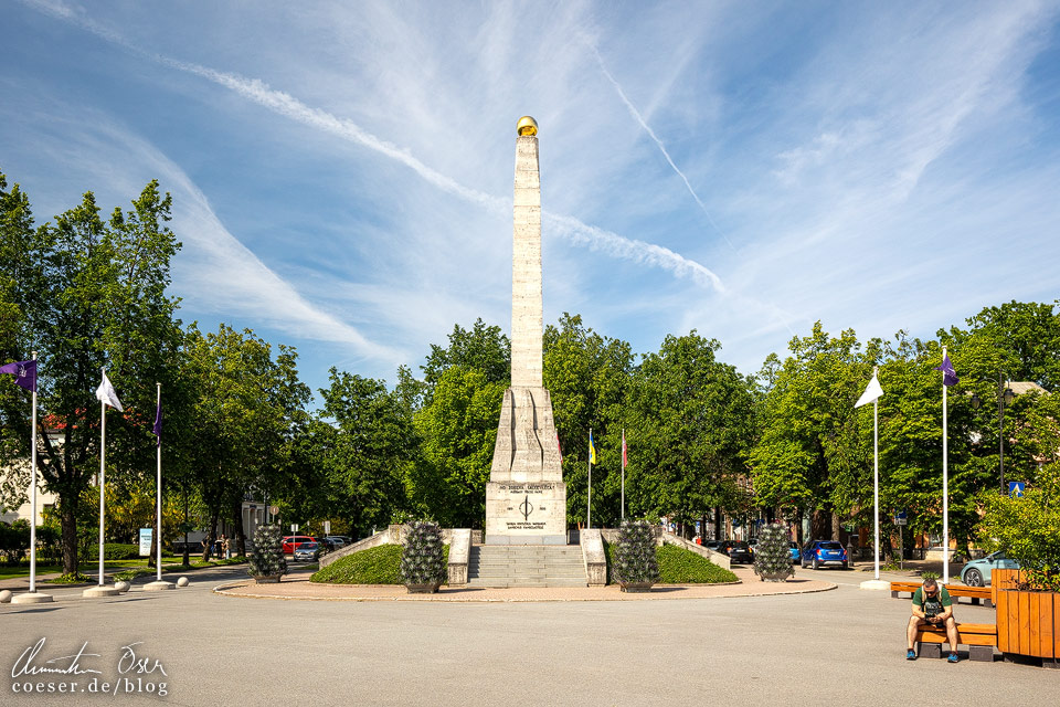 Platz der Einheit (Vienibas laukums) in Cesis, Lettland