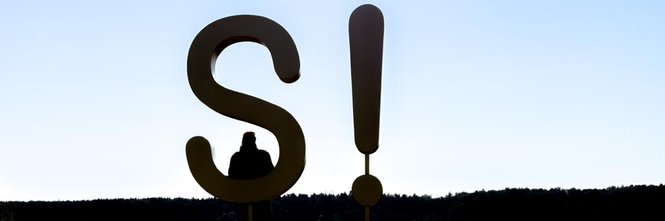 Das S!-Symbol in Sigulda, Lettland