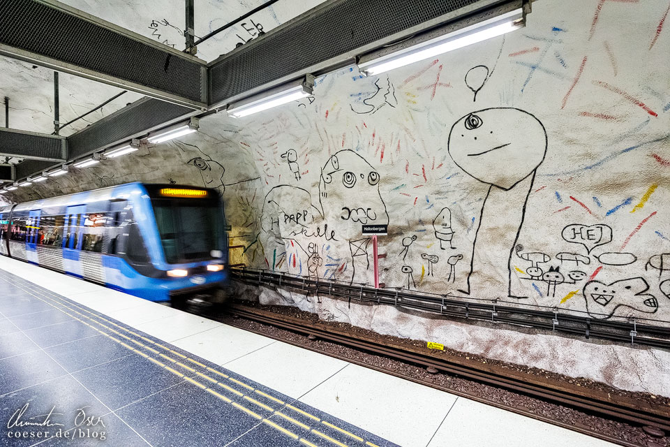 Moderne Kunst in der Metro-Station Hallonbergen in Stockholm, Schweden