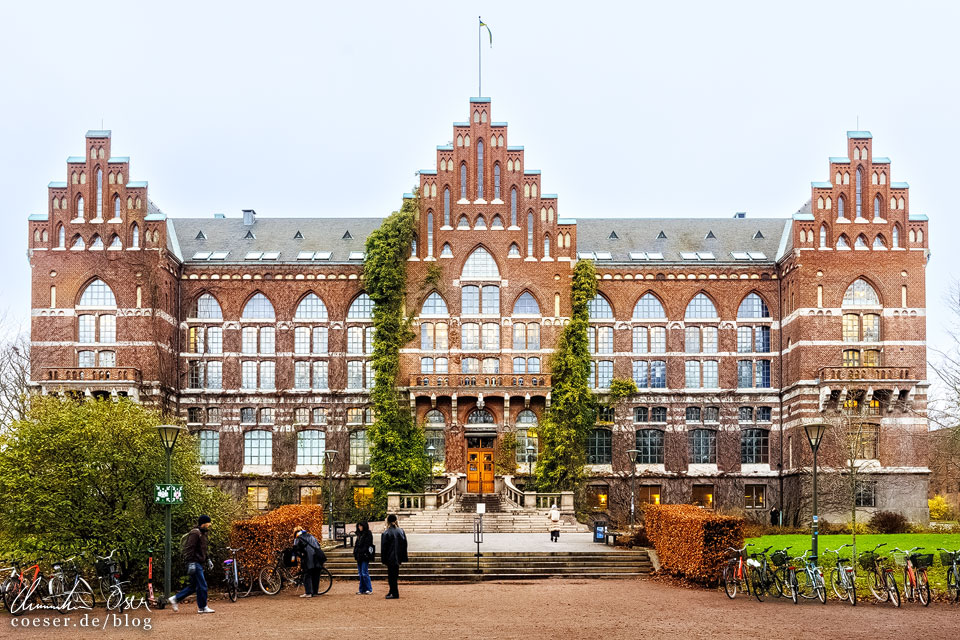 Außenansicht der Universitätsbibliothek in Lund, Schweden