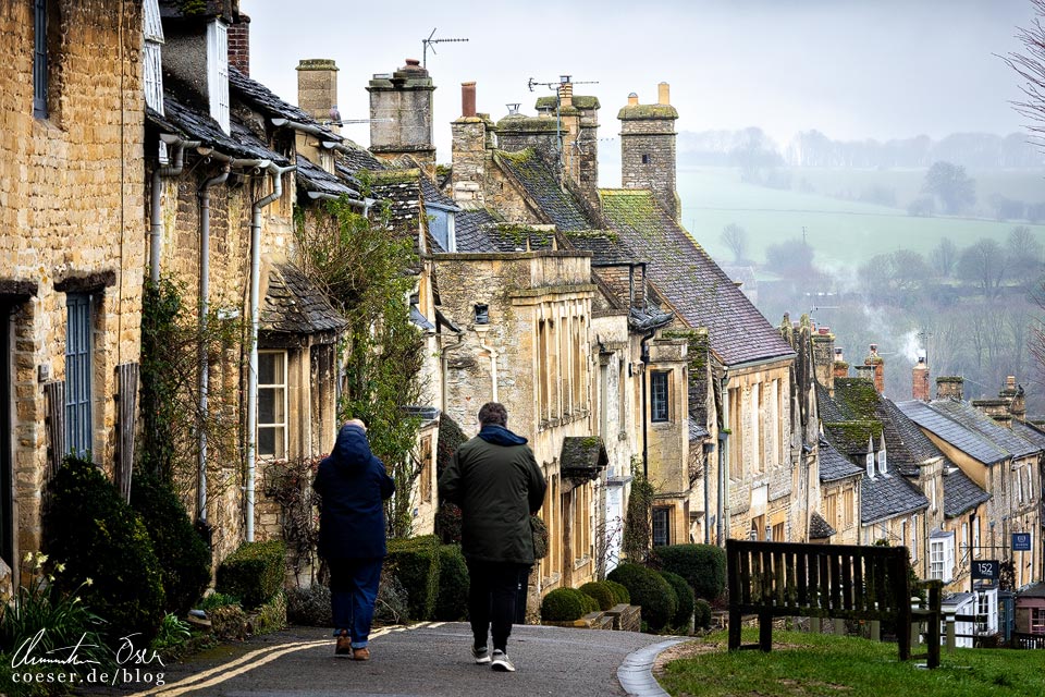 Historische Häuser auf der High Street in Burford, Cotswolds