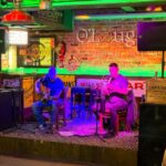 Livemusik im Pub O’Loughlins Irish House in Derry, Nordirland