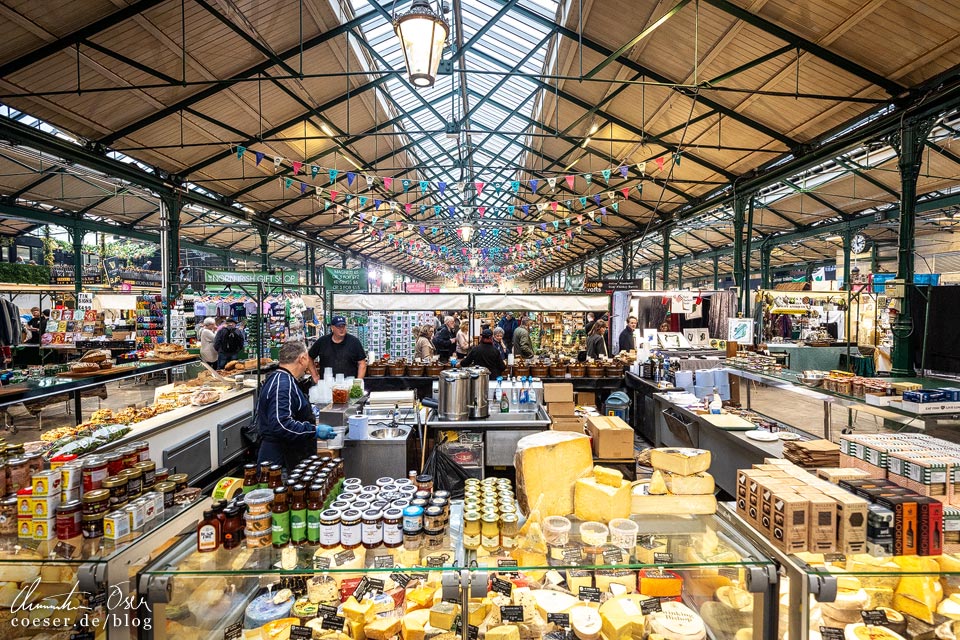 Viktorianische Markthalle des St Georges Market in Belfast