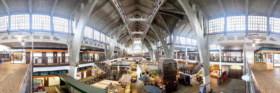 Markthalle (Hala Targowa) in Wrocław (Breslau), Polen