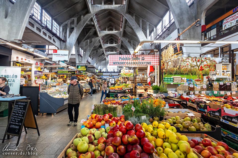 Innenansicht der Markthalle (Hala Targowa) in Wrocław/Breslau, Polen