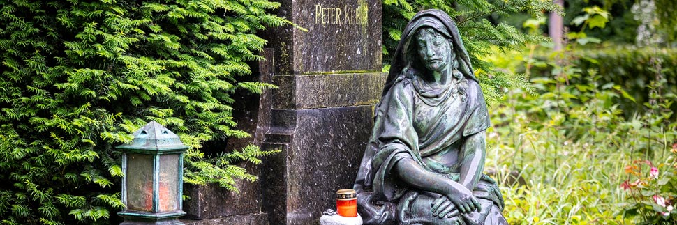 Skukptur auf dem Melatenfriedhof in Köln