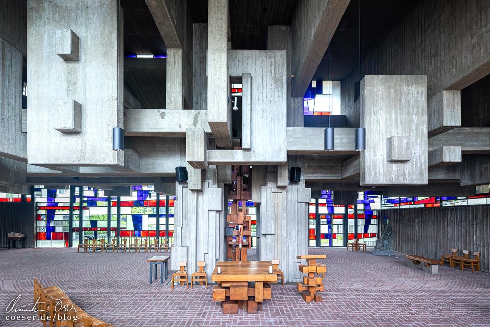 Innenansicht der Kirche Hl. Johannes XXIII.