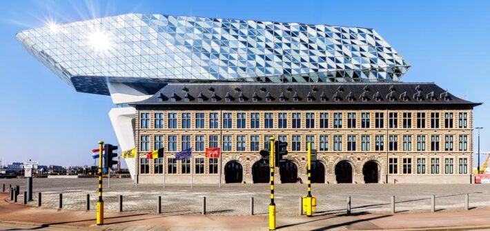 Das Havenhuis von Zaha Hadid in Antwerpen