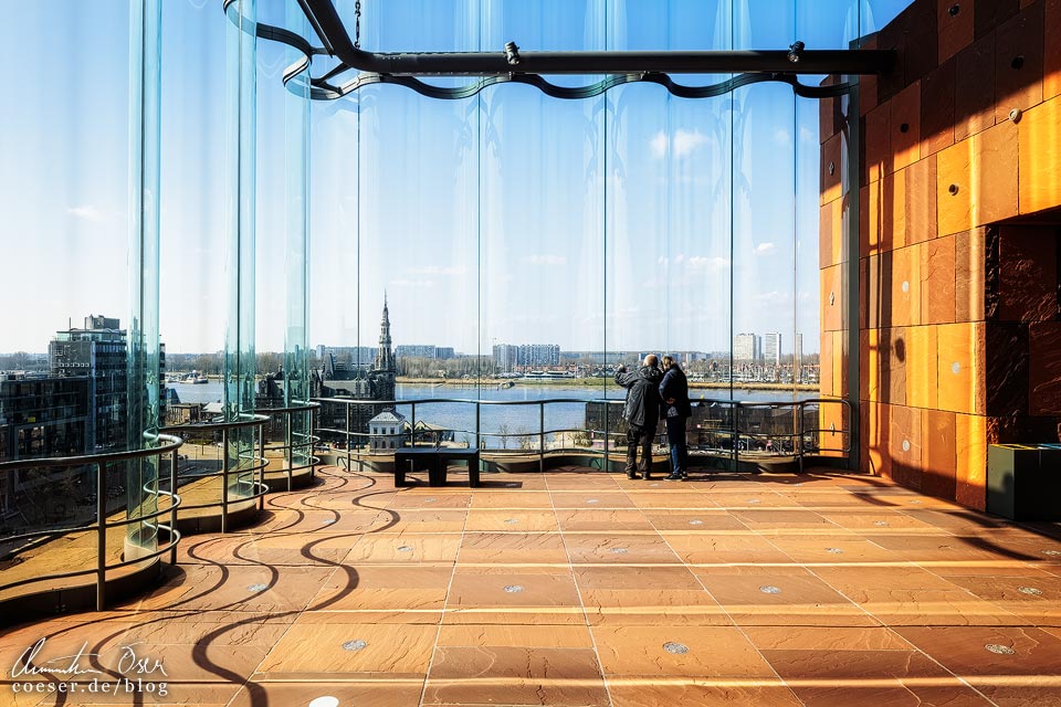 Zwischenebene mit Aussicht im MAS (Museum aan de Stroom) in Antwerpen