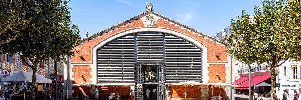Außenansicht der Markthalle (Halles de Biarritz) in Biarritz, Frankreich