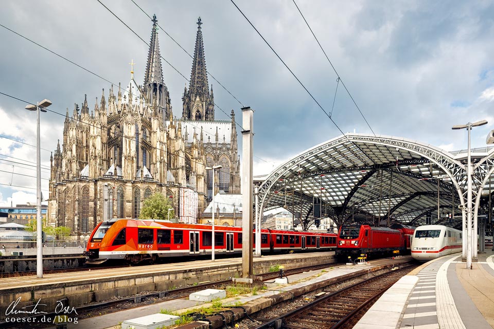Aussicht vom Hauptbahnhof Köln auf den Kölner Dom