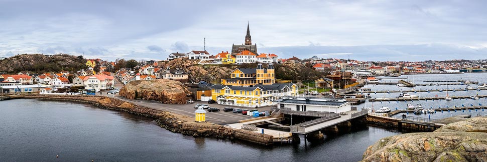 Blick auf die Stadt Lysekil in der schwedischen Provinz Bohuslän