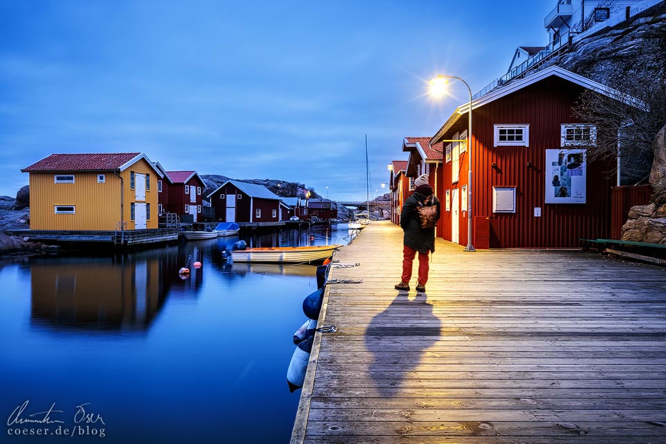 Fischerhäuser am Steg Smögenbryggan im Ort Smögen in der schwedischen Provinz Bohuslän