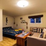 Innenansicht der privaten Schwedenhütte in Lysekil (Provinz Bohuslän)