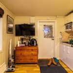 Innenansicht der privaten Schwedenhütte in Lysekil (Provinz Bohuslän)