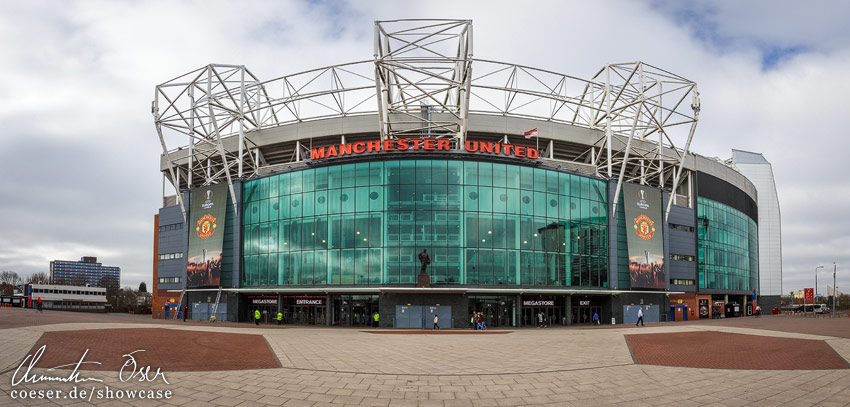 Panorama des Stadions Old Trafford in Manchester, England.