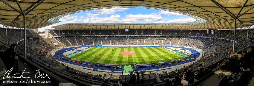 Panorama des Olympiastadions von Hertha BSC in Berlin, Deutschland.