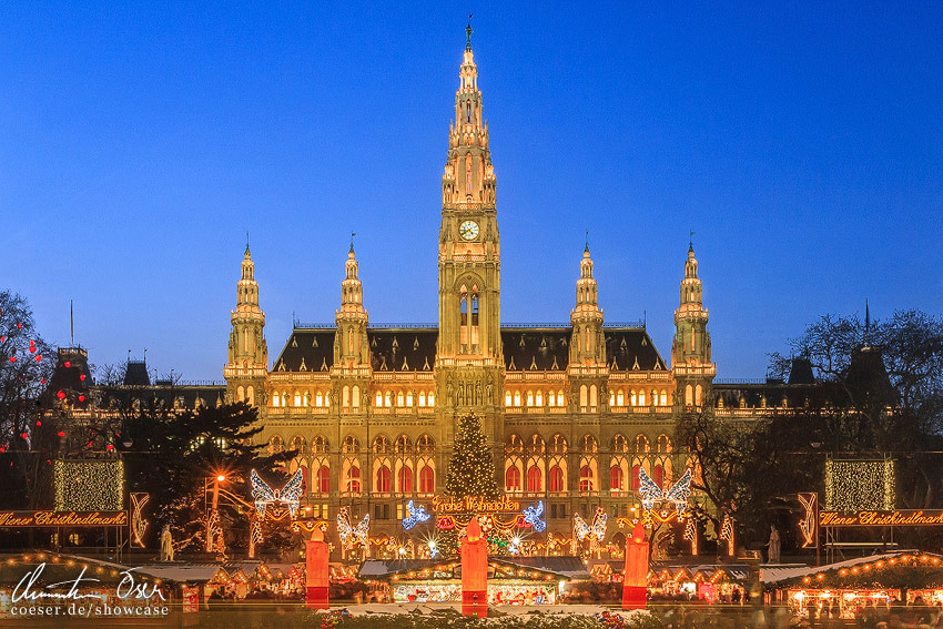 Christkindmarkt and City Hall · Vienna, Austria