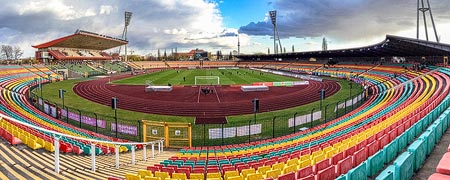 Panorama des Friedrich-Ludwig-Jahn-Sportparks in Berlin, Deutschland