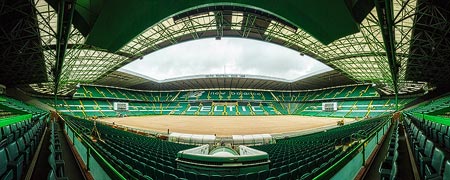 Panorama des Celtic Park Stadium in Glasgow, Schottland
