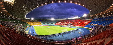 Panorama des Ernst-Happel-Stadions in Wien, Österreich